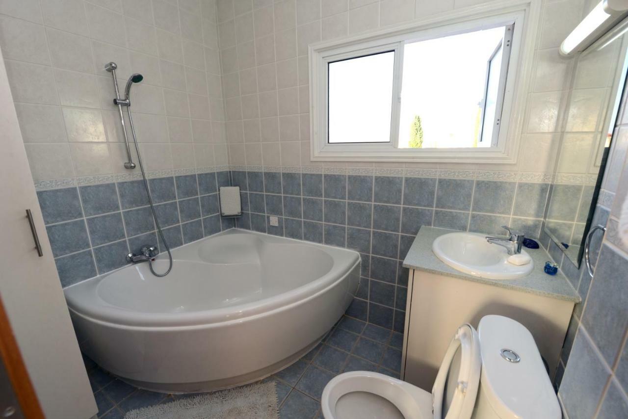 Karythia Villa Píla Kültér fotó